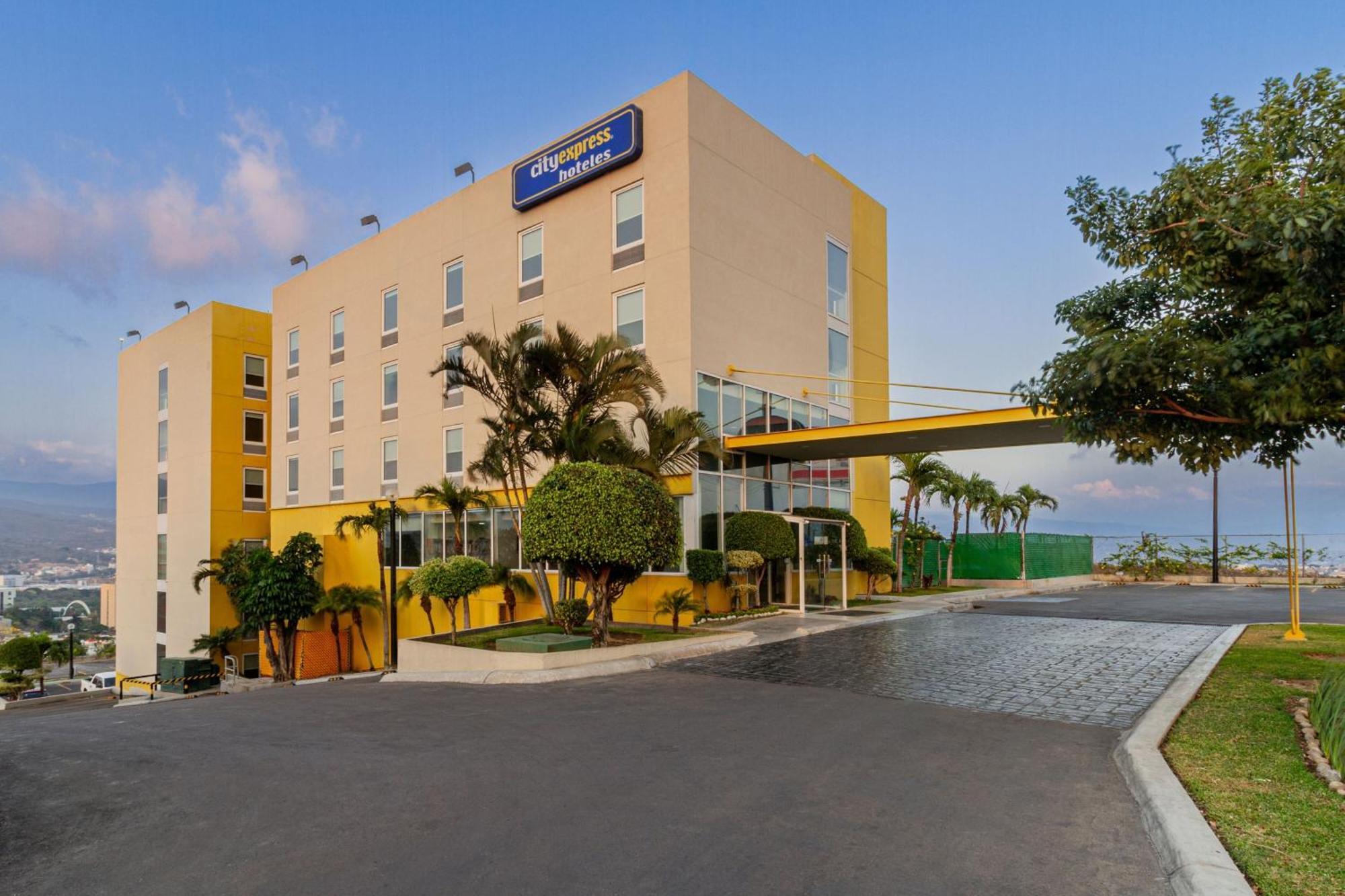 City Express By Marriott Tuxtla Gutiérrez Exterior foto
